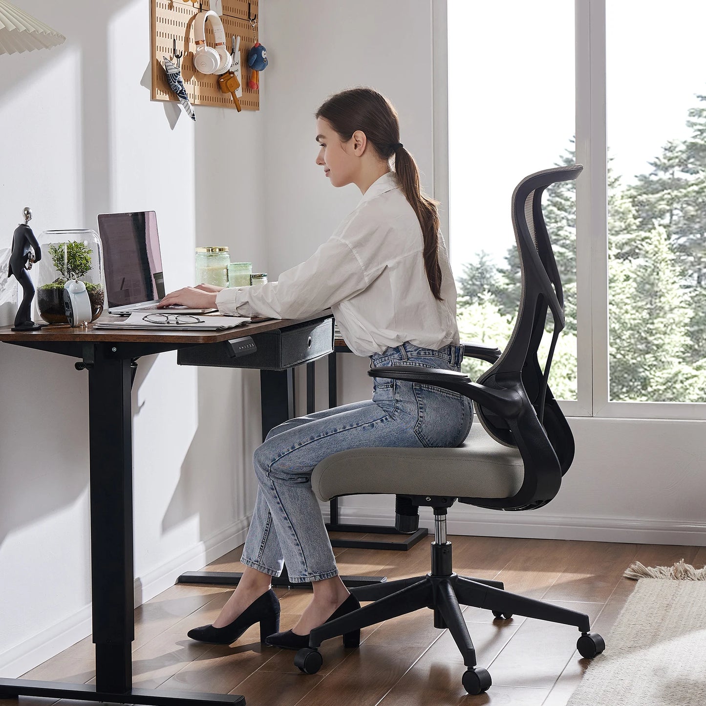 JHK Ergonomic Mesh Office Chair With Lumbar Support